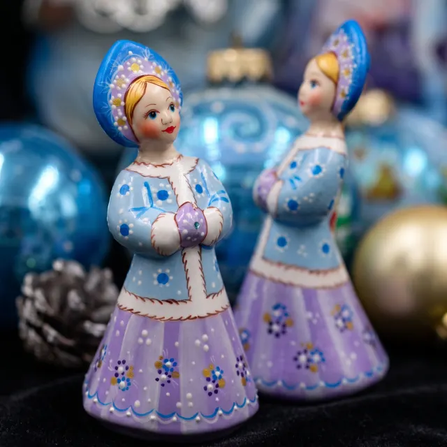 Снегурочка — ёлочная игрушка с авторской росписью